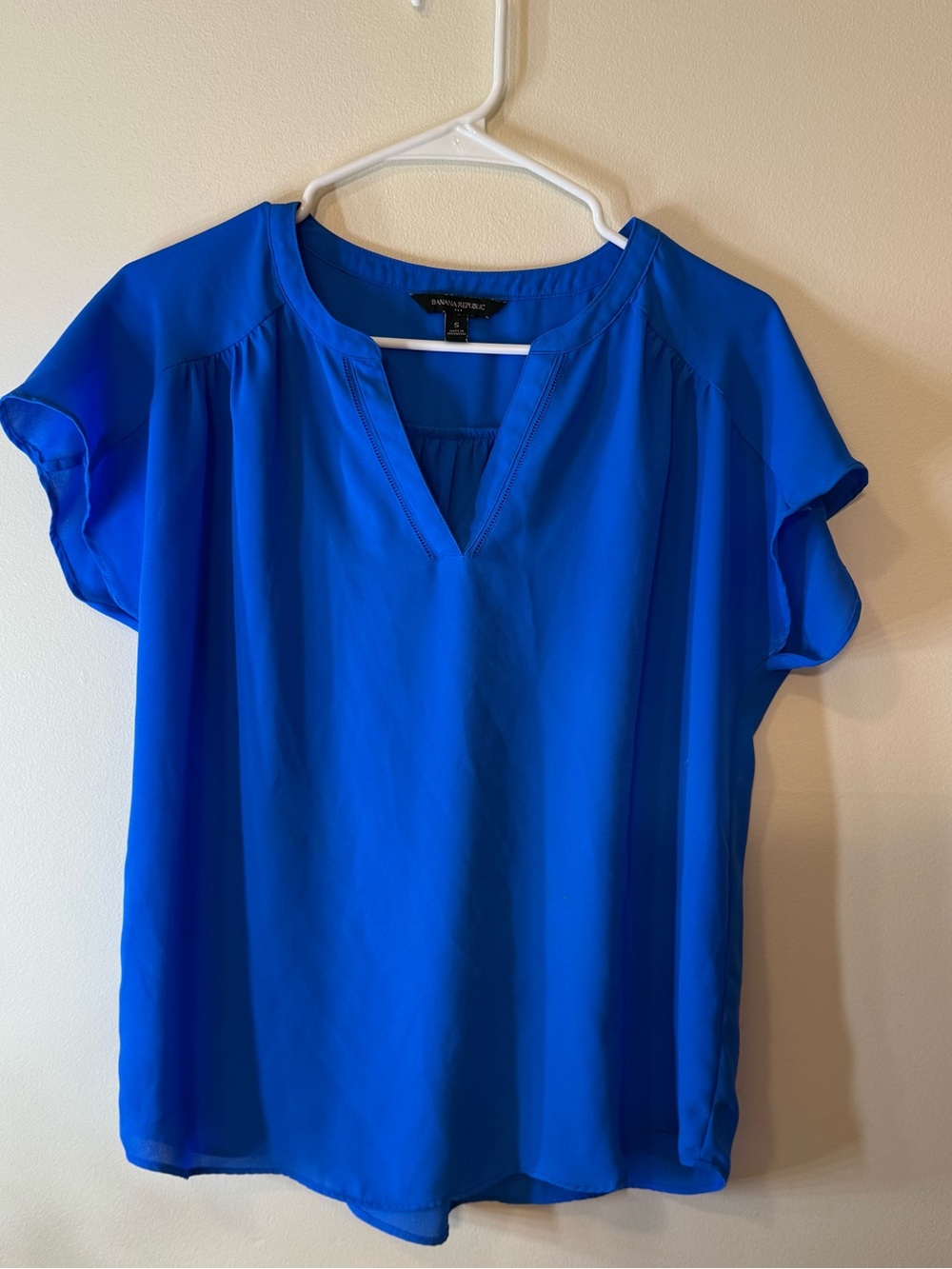 Banana Republic Royal Blue Short Sleeve Split-Neck Blouse